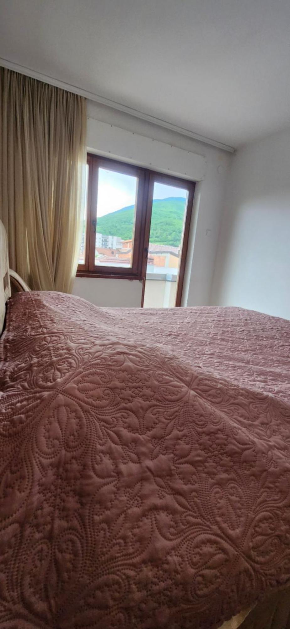 Lovely 1 Bedroom Within Walking Distance, Views Peć Exterior foto